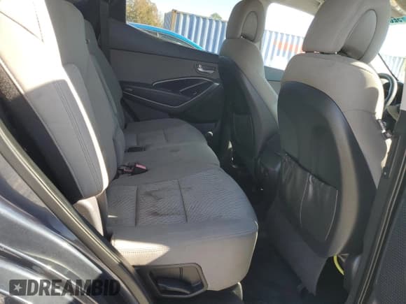 ✅ 2013 Hyundai Santa Fe Sport • VIN: 5XYZT3LB0DG086455 • Лот: 92311255. Опубликован ранее на Copart с пробегом 231 113 миль. Бесплатный доступ к архиву аукционных продаж из США и подробный отчёт об истории автомобиля на DreamBid. Изображение 11.