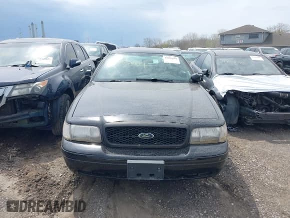 ✅ 2010 Ford Police Interceptor • VIN: 2FABP7BV3AX143703 • Лот: 42005604. Опубликован ранее на IAAI с пробегом 93 009 миль. Бесплатный доступ к архиву аукционных продаж из США и подробный отчёт об истории автомобиля на DreamBid. Изображение 12.