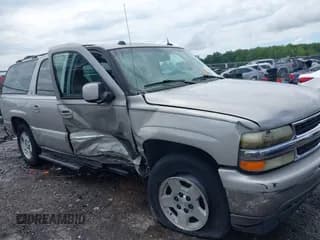 ✅ 2005 Chevrolet Suburban LT • VIN: 3GNEC16Z95G223768 • Лот: 42389953. Опубликован ранее на IAAI с пробегом Не указан. Бесплатный доступ к архиву аукционных продаж из США и подробный отчёт об истории автомобиля на DreamBid. Изображение 6.