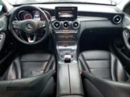 ✅ 2016 Mercedes-Benz C 300 • VIN: 55SWF4KB5GU109434 • Lot: 91916015. Wystawiony na Copart z przebiegiem 98 041 mil. Bezpłatny archiwum sprzedaży aukcyjnych z USA i szczegółowy raport historii pojazdu na DreamBid. Zdjęcie 8.