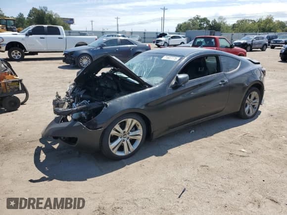 ✅ 2010 Hyundai Genesis Coupe Track • VIN: KMHHU6KH6AU023933 • Lot: 71607775. Wystawiony na Copart z przebiegiem 134 968 mil. Bezpłatny archiwum sprzedaży aukcyjnych z USA i szczegółowy raport historii pojazdu na DreamBid. Zdjęcie 1.