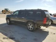 ✅ 2010 Chevrolet Suburban LTZ • VIN: 1GNUCKE09AR146804 • Lot: 56639764. Wystawiony na Copart z przebiegiem 210 705 mil. Bezpłatny archiwum sprzedaży aukcyjnych z USA i szczegółowy raport historii pojazdu na DreamBid. Zdjęcie 2.