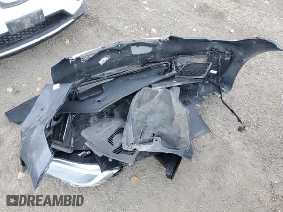 ✅ 2017 Tesla Model S 100D • VIN: 5YJSA1E24HF214458 • Lot: 89883625. Wystawiony na Copart z przebiegiem 225 026 mil. Bezpłatny archiwum sprzedaży aukcyjnych z USA i szczegółowy raport historii pojazdu na DreamBid. Zdjęcie 12.