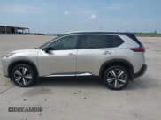 ✅ 2023 Nissan Rogue Platinum • VIN: JN8BT3DD5PW321042 • Lot: 42111590. Wystawiony na IAAI z przebiegiem 20 834 mil. Bezpłatny archiwum sprzedaży aukcyjnych z USA i szczegółowy raport historii pojazdu na DreamBid. Zdjęcie 14.