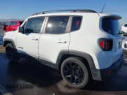 ✅ 2018 Jeep Renegade Altitude • VIN: ZACCJABB5JPH39312 • Lot: 41299852. Wystawiony na IAAI z przebiegiem 81 019 mil. Bezpłatny archiwum sprzedaży aukcyjnych z USA i szczegółowy raport historii pojazdu na DreamBid. Zdjęcie 3.