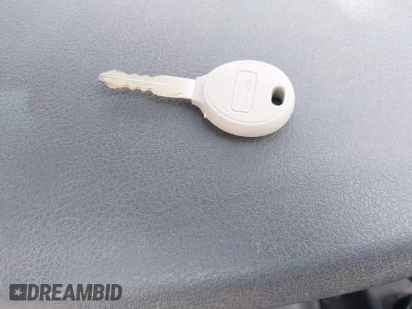 2006 Dodge Dakota SLT with VIN 1D7HE48NX6S596684, listed as a IAAI auction lot 41992956 with 255,526 mi miles and . Bid and sale history available at DreamBid. Image 11.