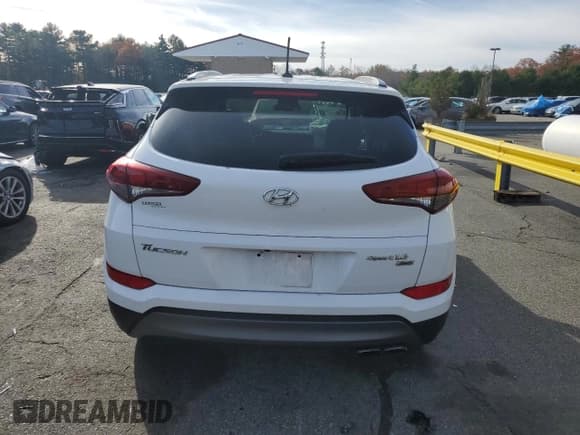 ✅ 2016 Hyundai Tucson Sport • VIN: KM8J3CA28GU144634 • Lot: 91911405. Wystawiony na Copart z przebiegiem 129 987 mil. Bezpłatny archiwum sprzedaży aukcyjnych z USA i szczegółowy raport historii pojazdu na DreamBid. Zdjęcie 6.