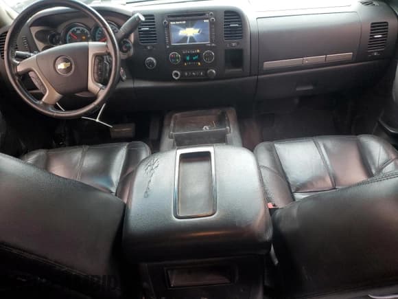 ✅ 2013 Chevrolet Silverado 1500 1HY • VIN: 3GCUKUEJ6DG130726 • Lot: 51136755. Listed on Copart with 279,793 mi. Free auction sales archive from the USA and detailed vehicle history report at DreamBid. Image 8.