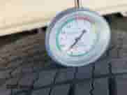 2020 Chevrolet Silverado 1500 LT z VIN 1GCUYDED8LZ300608, wystawiony jako IAAI lot #43105587 z przebiegiem 108 278 mil mil oraz . Historia ofert i sprzedaży dostępna na DreamBid. Obrazek 1.