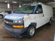 ✅ 2019 Chevrolet Express Cargo • VIN: 1GCWGAFP2K1269825 • Lot: 91099705. Wystawiony na Copart z przebiegiem 88 922 mil. Bezpłatny archiwum sprzedaży aukcyjnych z USA i szczegółowy raport historii pojazdu na DreamBid. Zdjęcie 1.