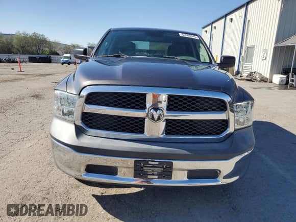 2018 Ram 1500 Express z VIN 1C6RR6FT4JS322638, wystawiony jako Copart lot #66506645 z przebiegiem 107 661 mil mil oraz Szkoda całkowita • Salvage title. Historia ofert i sprzedaży dostępna na DreamBid. Obrazek 5.