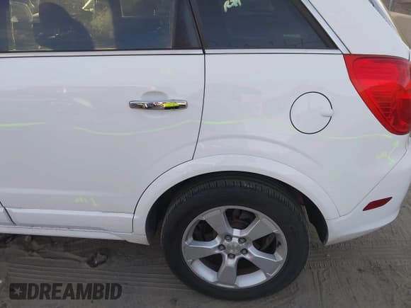 ✅ 2014 Chevrolet Captiva Sport LT • VIN: 3GNAL3EK5ES674210 • Lot: 43658102. Wystawiony na IAAI z przebiegiem 134 778 mil. Bezpłatny archiwum sprzedaży aukcyjnych z USA i szczegółowy raport historii pojazdu na DreamBid. Zdjęcie 6.