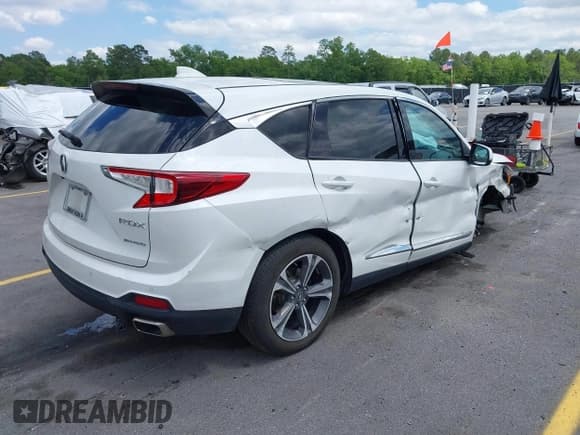 ✅ 2022 Acura RDX Advance • VIN: 5J8TC2H72NL009713 • Lot: 42155331. Wystawiony na IAAI z przebiegiem 35 269 mil. Bezpłatny archiwum sprzedaży aukcyjnych z USA i szczegółowy raport historii pojazdu na DreamBid. Zdjęcie 4.