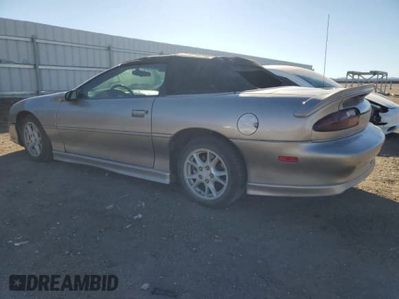 ✅ 2002 Chevrolet Camaro • VIN: 2G1FP32K522151965 • Lot: 88479255. Listed on Copart with 142,039 mi. Free auction sales archive from the USA and detailed vehicle history report at DreamBid. Image 2.