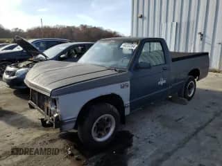 1990 Chevrolet S-10 с VIN 1GCCS14E0L2115726, выставлен на аукционе Copart как лот 68232264 с пробегом 429 551 миль миль и Списание • Salvage title. История ставок и продаж доступна на DreamBid. Изображение 1.