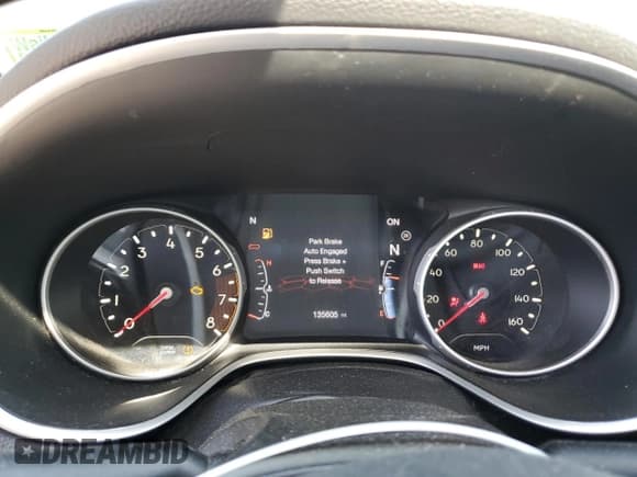 ✅ 2020 Jeep Compass Limited • VIN: 3C4NJDCBXLT155752 • Lot: 55040775. Wystawiony na Copart z przebiegiem 135 605 mil. Bezpłatny archiwum sprzedaży aukcyjnych z USA i szczegółowy raport historii pojazdu na DreamBid. Zdjęcie 9.