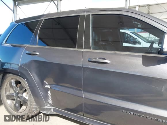 ✅ 2016 Jeep Grand Cherokee Overland • VIN: 1C4RJFCM3GC395547 • Лот: 43402143. Опубликован ранее на IAAI с пробегом 91 001 миль. Бесплатный доступ к архиву аукционных продаж из США и подробный отчёт об истории автомобиля на DreamBid. Изображение 17.