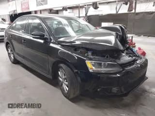 ✅ 2012 Volkswagen Jetta SE • VIN: 3VWDP7AJ8CM422285 • Лот: 42583196. Опубликован ранее на IAAI с пробегом 144 178 миль. Бесплатный доступ к архиву аукционных продаж из США и подробный отчёт об истории автомобиля на DreamBid. Изображение 1.