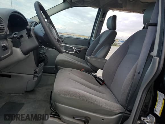 ✅ 2007 Dodge Caravan SE • VIN: 1D4GP25R67B204705 • Lot: 81151875. Wystawiony na Copart z przebiegiem 227 434 mil. Bezpłatny archiwum sprzedaży aukcyjnych z USA i szczegółowy raport historii pojazdu na DreamBid. Zdjęcie 7.