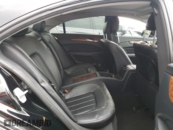 ✅ 2012 Mercedes-Benz CLS 550 • VIN: WDDLJ7DBXCA015401 • Lot: 39591714. Listed on Copart with 94,349 mi. Free auction sales archive from the USA and detailed vehicle history report at DreamBid. Image 10.