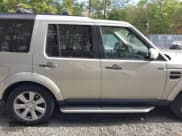 ✅ 2015 Land Rover LR4 HSE • VIN: SALAG2V68FA776316 • Лот: 43380435. Опубликован ранее на IAAI с пробегом 154 028 миль. Бесплатный доступ к архиву аукционных продаж из США и подробный отчёт об истории автомобиля на DreamBid. Изображение 13.