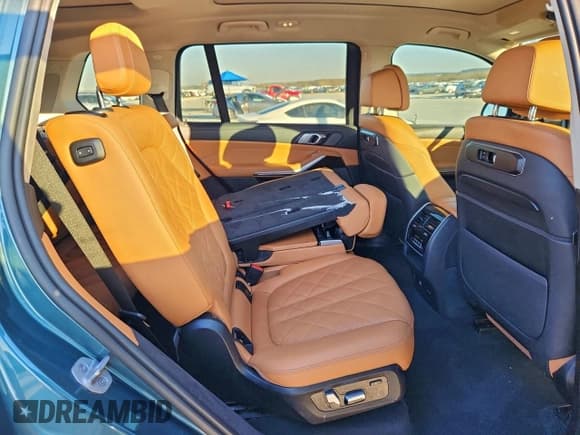 ✅ 2023 BMW X7 xDrive40i • VIN: 5UX23EM09P9R44777 • Lot: 95210395. Listed on Copart with 57,232 mi. Free auction sales archive from the USA and detailed vehicle history report at DreamBid. Image 11.