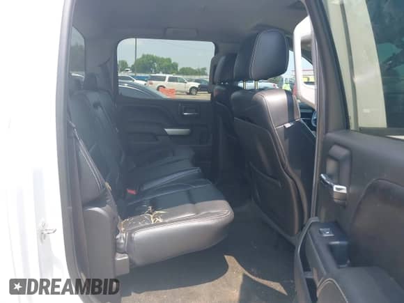 2015 Chevrolet Silverado 1500 LT z VIN 3GCUKREC5FG507810, wystawiony jako IAAI lot #42401333 z przebiegiem 248 477 mil mil oraz . Historia ofert i sprzedaży dostępna na DreamBid. Obrazek 8.