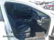 2020 Toyota Camry Hybrid SE z VIN 4T1G31AK0LU541702, wystawiony jako IAAI lot #42918554 z przebiegiem 118 679 mil mil oraz . Historia ofert i sprzedaży dostępna na DreamBid. Obrazek 5.