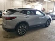 ✅ 2023 Chevrolet Blazer RS • VIN: 3GNKBKRS5PS235250 • Lot: 71215525. Wystawiony na Copart z przebiegiem 38 480 mil. Bezpłatny archiwum sprzedaży aukcyjnych z USA i szczegółowy raport historii pojazdu na DreamBid. Zdjęcie 3.