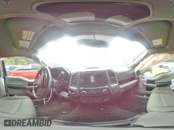 ✅ 2015 Ford F-150 XLT • VIN: 1FTEW1CP4FKE47513 • Lot: 84900435. Listed on Copart with 211,788 mi. Free auction sales archive from the USA and detailed vehicle history report at DreamBid. Image 14.