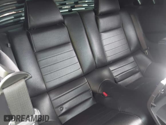 ✅ 2012 Ford Mustang GT Premium • VIN: 1ZVBP8CF1C5281488 • Lot: 43796307. Listed on IAAI with 91,501 mi. Free auction sales archive from the USA and detailed vehicle history report at DreamBid. Image 8.