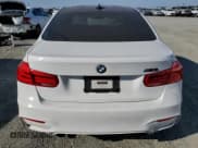 ✅ 2016 BMW M3 • VIN: WBS8M9C57G5D30486 • Lot: 81575145. Wystawiony na Copart z przebiegiem 104 899 mil. Bezpłatny archiwum sprzedaży aukcyjnych z USA i szczegółowy raport historii pojazdu na DreamBid. Zdjęcie 6.