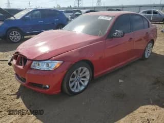 ✅ 2011 BMW 3 Series 328i • VIN: WBAPH7C59BE679177 • Lot: 82196155. Wystawiony na Copart z przebiegiem 64 896 mil. Bezpłatny archiwum sprzedaży aukcyjnych z USA i szczegółowy raport historii pojazdu na DreamBid. Zdjęcie 1.