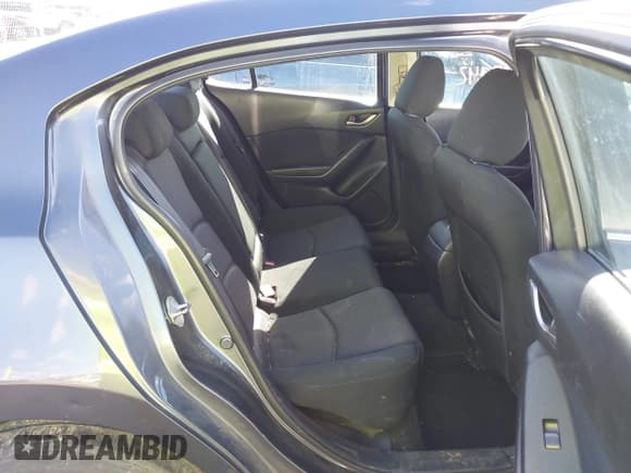 ✅ 2016 Mazda 3 i Touring • VIN: 3MZBM1W78GM245043 • Лот: 43492942. Опубликован ранее на IAAI с пробегом 182 355 миль. Бесплатный доступ к архиву аукционных продаж из США и подробный отчёт об истории автомобиля на DreamBid. Изображение 8.