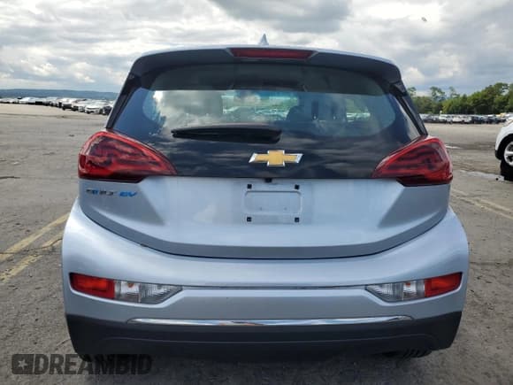 ✅ 2018 Chevrolet Bolt EV LT • VIN: 1G1FW6S01J4134351 • Lot: 68011714. Wystawiony na Copart z przebiegiem 40 479 mil. Bezpłatny archiwum sprzedaży aukcyjnych z USA i szczegółowy raport historii pojazdu na DreamBid. Zdjęcie 6.
