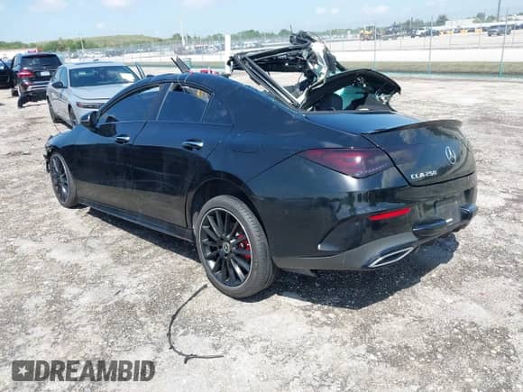 2023 Mercedes-Benz CLA 250 с VIN W1K5J4GB3PN350582, выставлен на аукционе IAAI как лот 41921202 с пробегом Не указан миль и . История ставок и продаж доступна на DreamBid. Изображение 3.