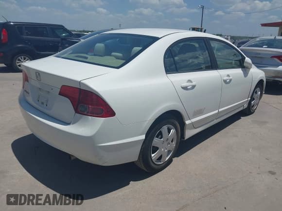 ✅ 2008 Honda Civic GX • VIN: 1HGFA46558L000900 • Lot: 42854719. Listed on IAAI with 117,436 mi. Free auction sales archive from the USA and detailed vehicle history report at DreamBid. Image 4.