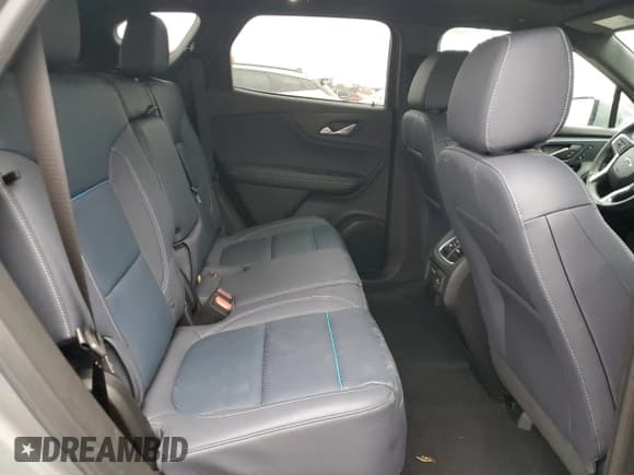 ✅ 2023 Chevrolet Blazer RS • VIN: 3GNKBKRS1PS153239 • Lot: 91581825. Wystawiony na Copart z przebiegiem 31 094 mil. Bezpłatny archiwum sprzedaży aukcyjnych z USA i szczegółowy raport historii pojazdu na DreamBid. Zdjęcie 11.