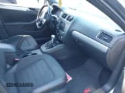 ✅ 2012 Volkswagen Jetta Autobahn • VIN: 3VW567AJ9CM456940 • Lot: 43132511. Listed on IAAI with 161,698 mi. Free auction sales archive from the USA and detailed vehicle history report at DreamBid. Image 5.