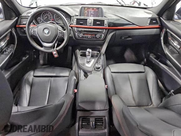 ✅ 2013 BMW 3 Series 328i • VIN: WBA3A5G57DNP25562 • Lot: 89736405. Wystawiony na Copart z przebiegiem 131 065 mil. Bezpłatny archiwum sprzedaży aukcyjnych z USA i szczegółowy raport historii pojazdu na DreamBid. Zdjęcie 8.