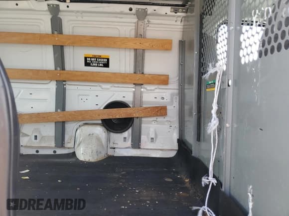 ✅ 2007 Ford Econoline Cargo Commercial • VIN: 1FTNE24W17DA34937 • Lot: 85923115. Listed on Copart with 85,553 mi. Free auction sales archive from the USA and detailed vehicle history report at DreamBid. Image 11.
