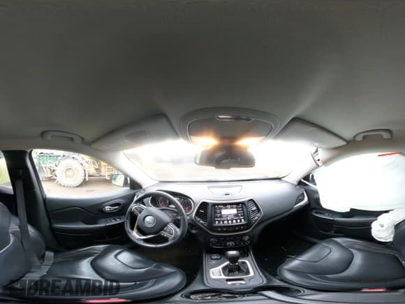 ✅ 2016 Jeep Cherokee Limited • VIN: 1C4PJMDS9GW191780 • Лот: 43561284. Опубликован ранее на IAAI с пробегом 100 419 миль. Бесплатный доступ к архиву аукционных продаж из США и подробный отчёт об истории автомобиля на DreamBid. Изображение 18.