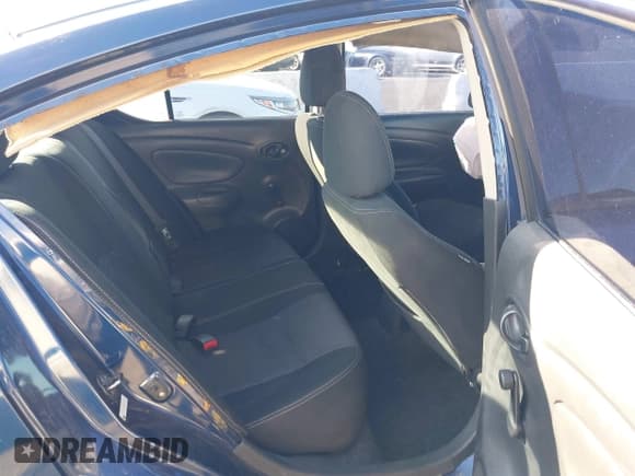 ✅ 2014 Nissan Versa SV • VIN: 3N1CN7AP7EL860350 • Lot: 43818044. Listed on IAAI with 135,995 mi. Free auction sales archive from the USA and detailed vehicle history report at DreamBid. Image 8.