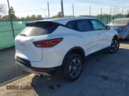 ✅ 2025 Chevrolet Blazer LT • VIN: 3GNKBCR48SS144571 • Lot: 43901485. Listed on IAAI with 26,074 mi. Free auction sales archive from the USA and detailed vehicle history report at DreamBid. Image 4.