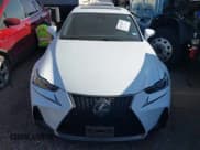 ✅ 2017 Lexus IS 200t • VIN: JTHBA1D28H5056840 • Lot: 42772427. Wystawiony na IAAI z przebiegiem 111 914 mil. Bezpłatny archiwum sprzedaży aukcyjnych z USA i szczegółowy raport historii pojazdu na DreamBid. Zdjęcie 12.