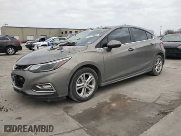 2018 Chevrolet Cruze LT with VIN 3G1BD6SM0JS604909, listed as a Copart auction lot 47949895 with 185,229 mi miles and Salvage title. Bid and sale history available at DreamBid. Image 1.