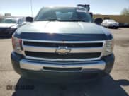 ✅ 2009 Chevrolet Silverado 1500 Work Truck • VIN: 1GCEC19C59Z155491 • Lot: 81973825. Wystawiony na Copart z przebiegiem 176 198 mil. Bezpłatny archiwum sprzedaży aukcyjnych z USA i szczegółowy raport historii pojazdu na DreamBid. Zdjęcie 5.
