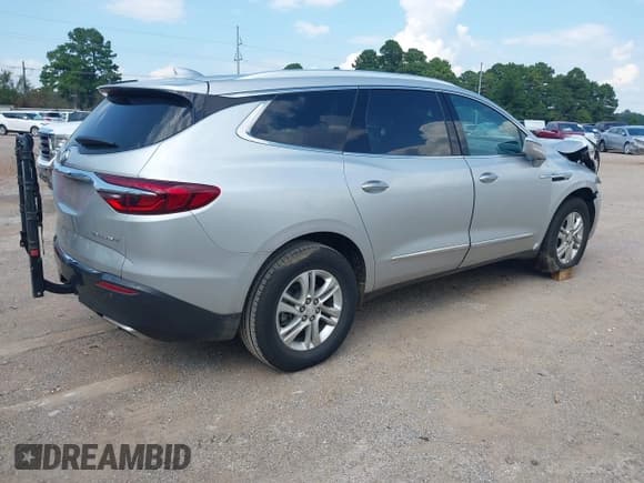 ✅ 2019 Buick Enclave Essence • VIN: 5GAERBKW9KJ188489 • Лот: 43124350. Опубликован ранее на IAAI с пробегом 101 495 миль. Бесплатный доступ к архиву аукционных продаж из США и подробный отчёт об истории автомобиля на DreamBid. Изображение 4.