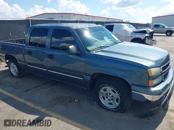 ✅ 2006 Chevrolet Silverado 1500 LT1 • VIN: 2GCEC13T661239509 • Лот: 42521241. Опубликован ранее на IAAI с пробегом 184 339 миль. Бесплатный доступ к архиву аукционных продаж из США и подробный отчёт об истории автомобиля на DreamBid. Изображение 1.
