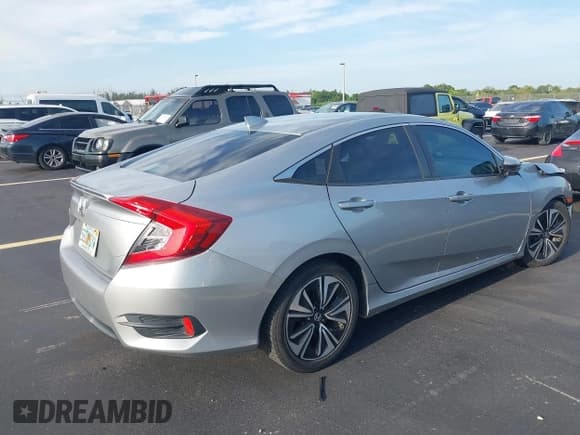 ✅ 2016 Honda Civic EX-L • VIN: 19XFC1F72GE007352 • Лот: 42919305. Опубликован ранее на IAAI с пробегом 89 232 миль. Бесплатный доступ к архиву аукционных продаж из США и подробный отчёт об истории автомобиля на DreamBid. Изображение 4.